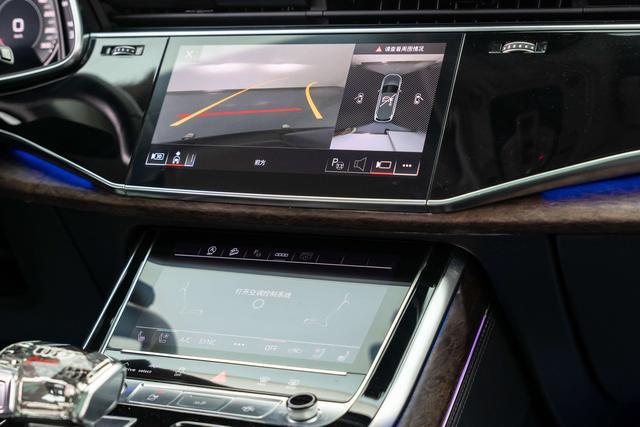 Audi Q7 2023 thumb 7