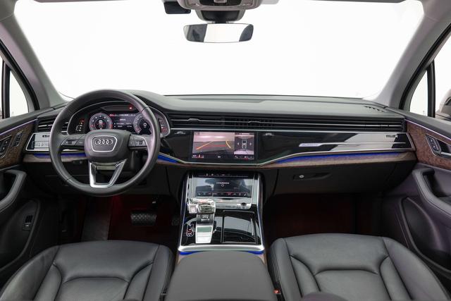 Audi Q7 2023 thumb 12