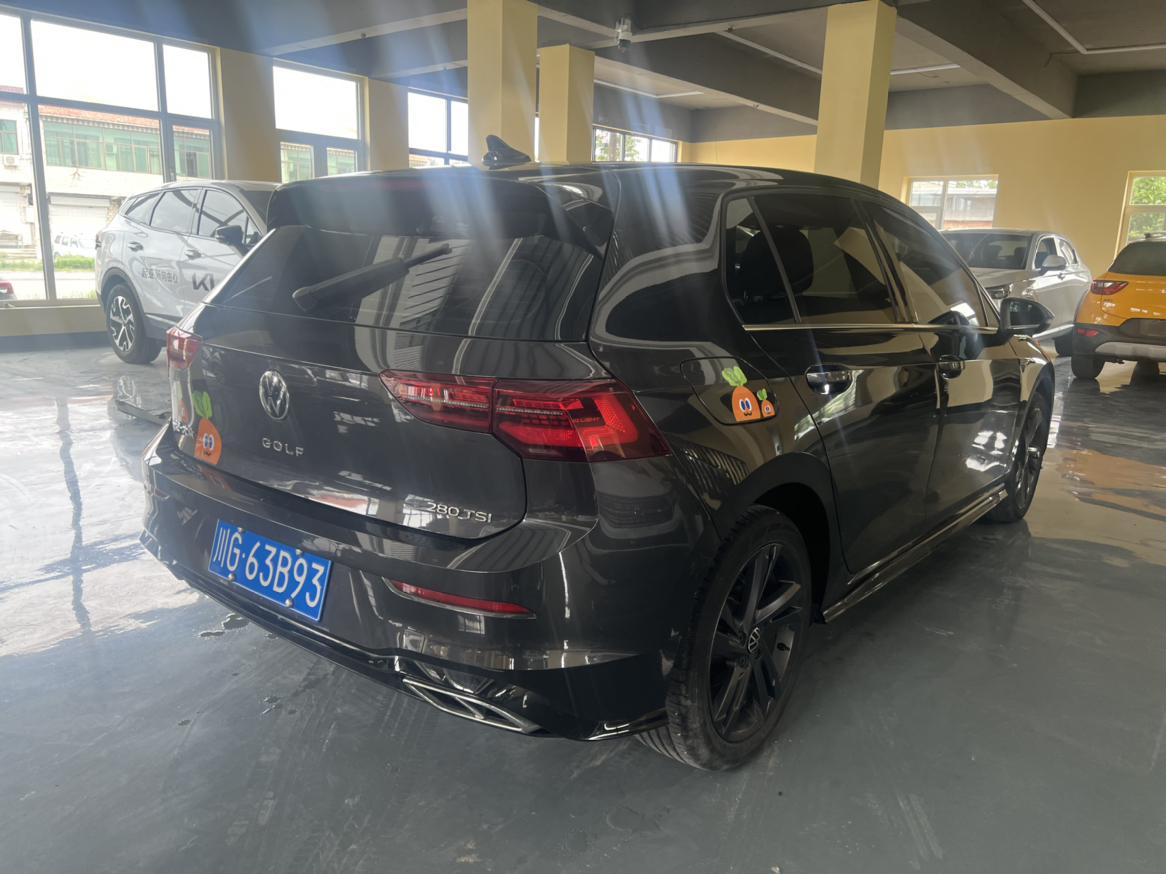 Volkswagen Golf Sportsvan 2023 thumb 4