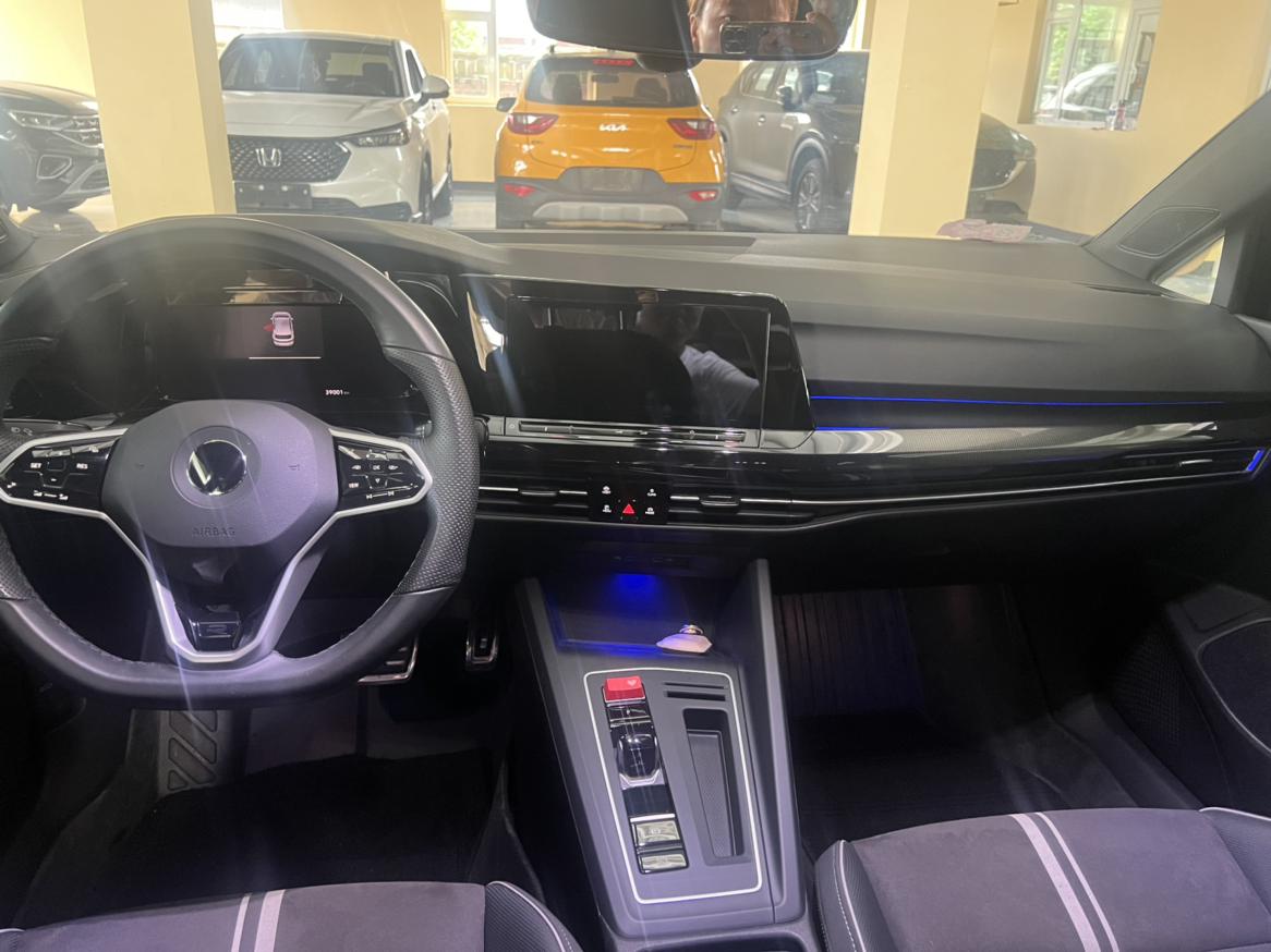 Volkswagen Golf Sportsvan 2023 thumb 8