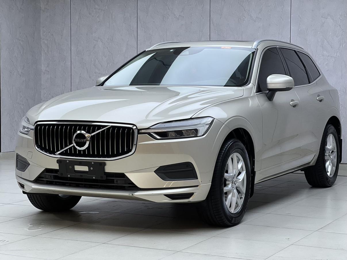 Volvo XC60 2018 thumb 10
