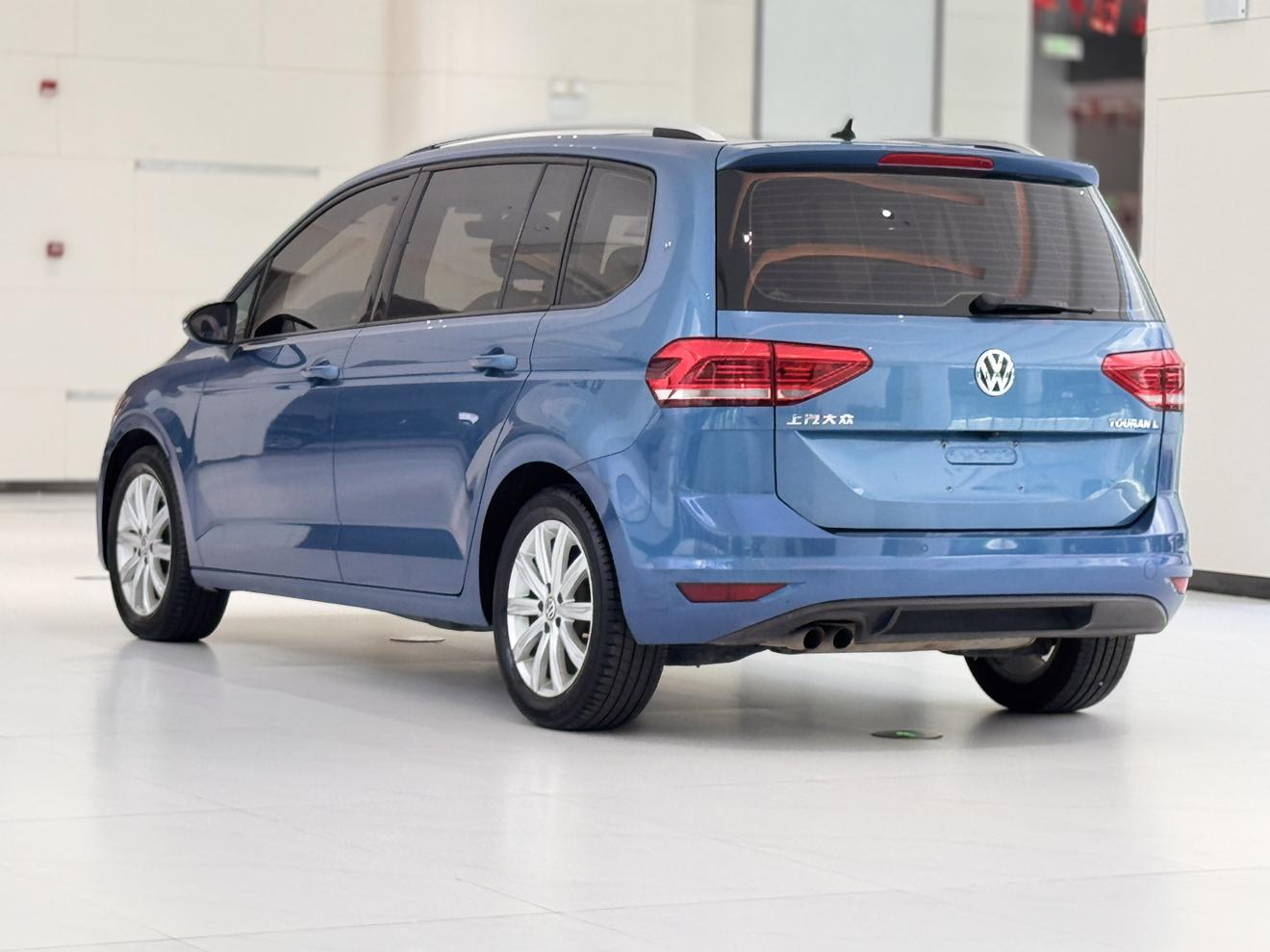 Volkswagen Touran 2018 thumb 11