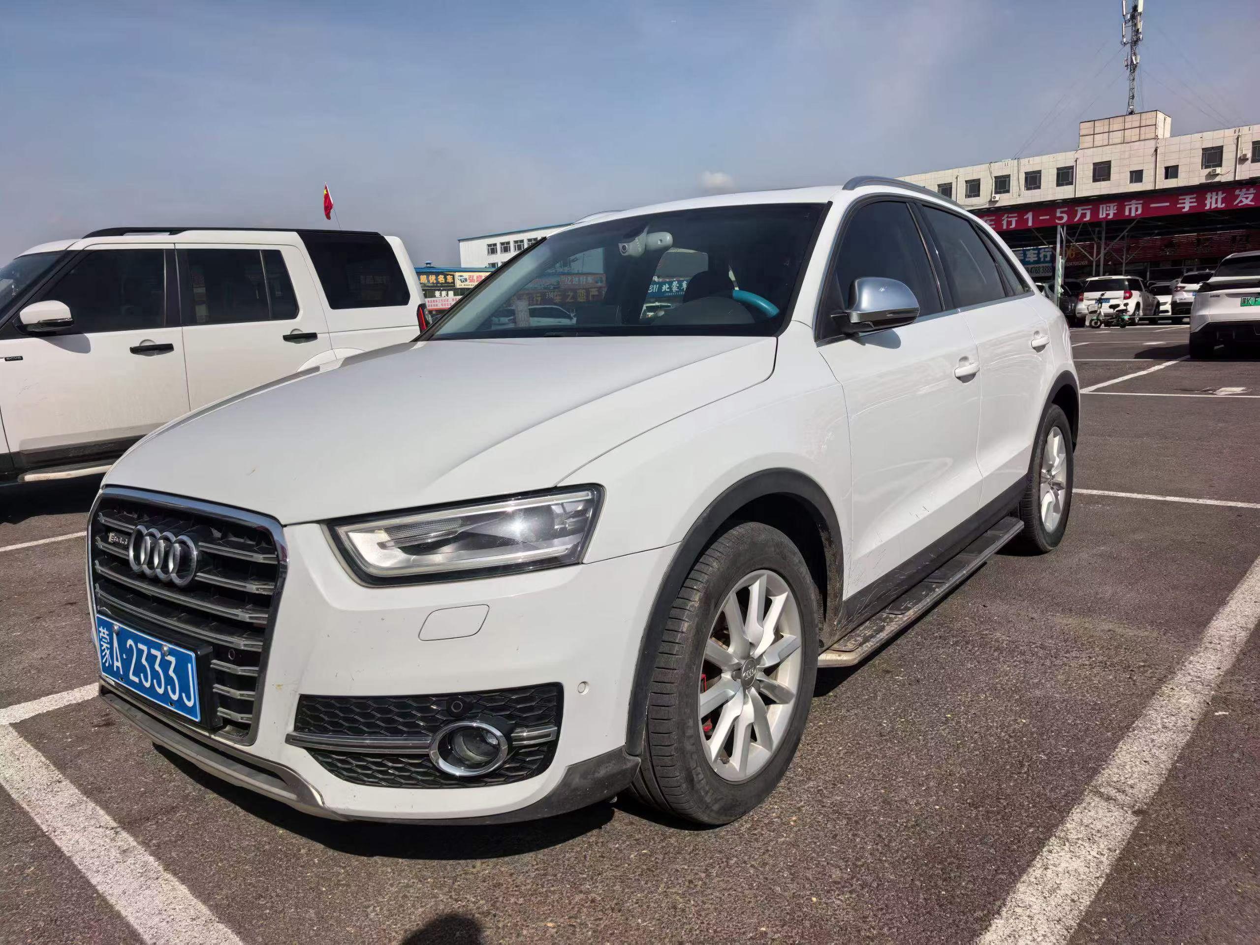 Audi Q3 2015 thumb 8