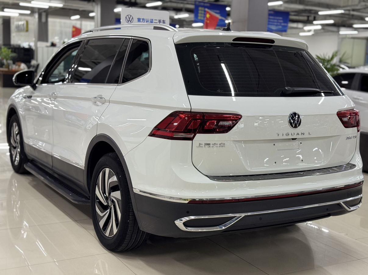 Volkswagen Tiguan 2023 thumb 2