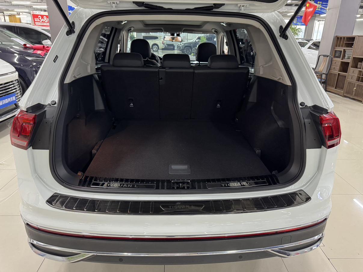 Volkswagen Tiguan 2023 thumb 9