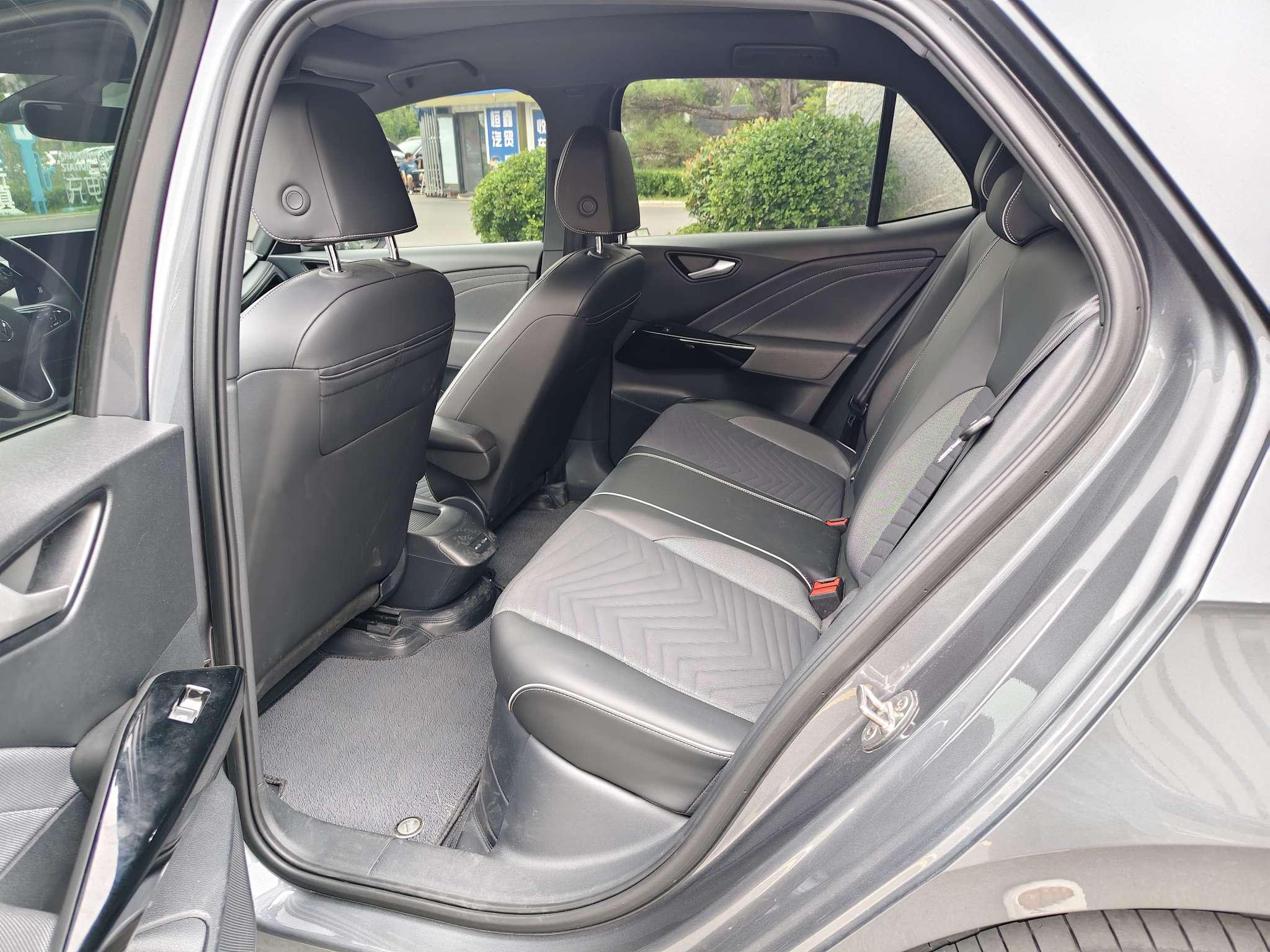 Volkswagen ID.3 2024 thumb 8