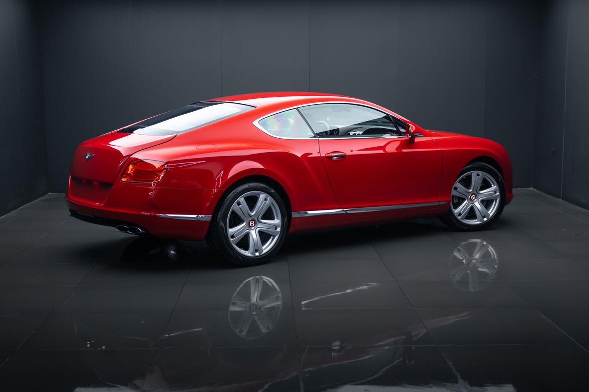 Bentley Ou Lu 2012 thumb 8