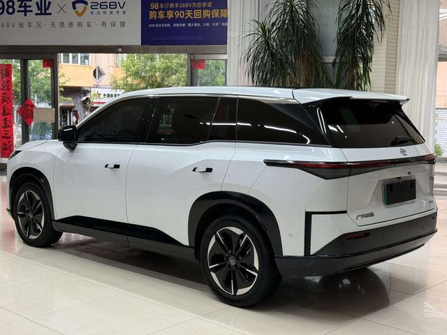 Toyota 3X 2025 thumb 2