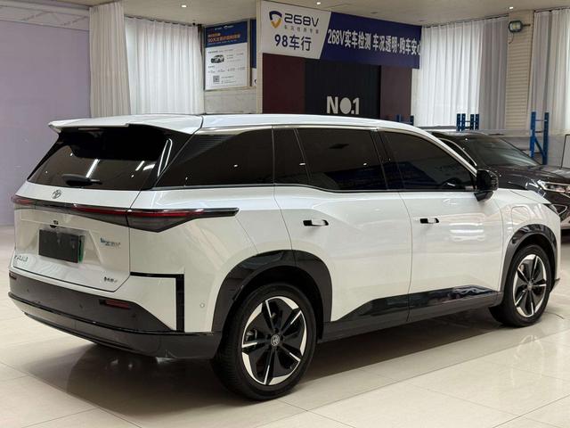 Toyota 3X 2025 thumb 4