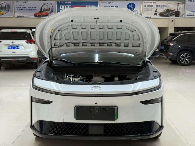 Toyota 3X 2025 thumb 10