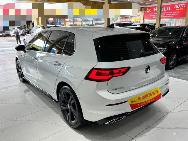 Volkswagen Golf Sportsvan 2023 thumb 4