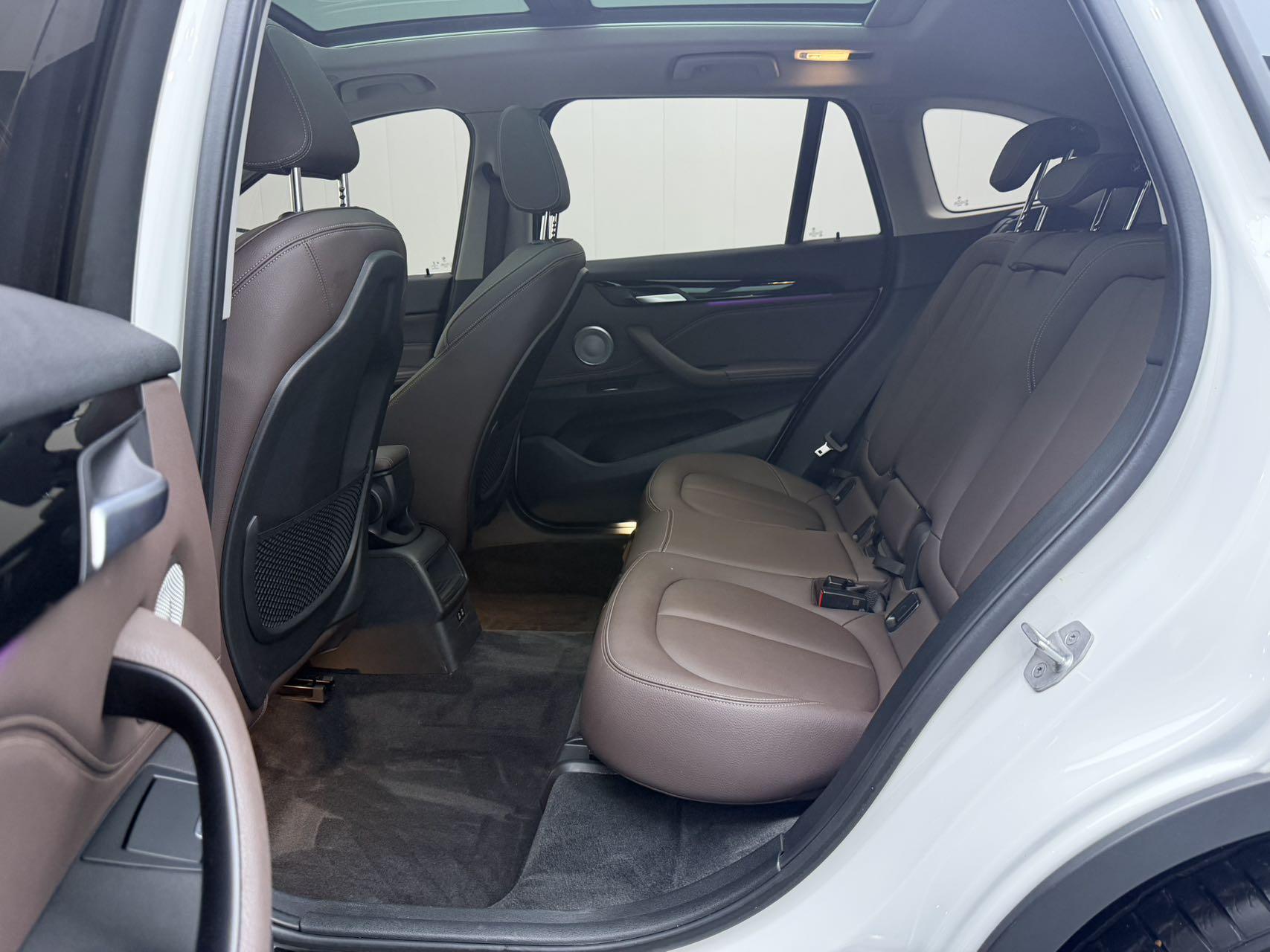 BMW X1 2022 thumb 8