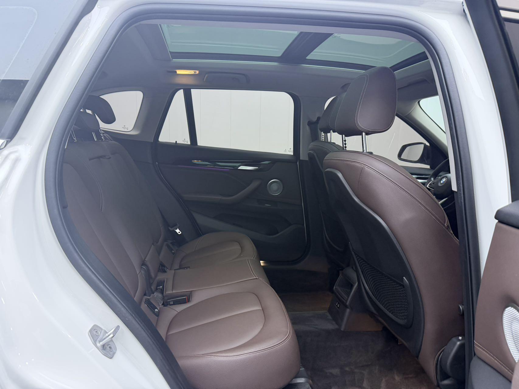 BMW X1 2022 thumb 9