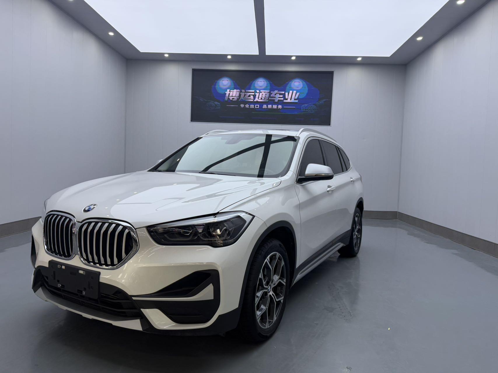 BMW X1 2022 thumb 11