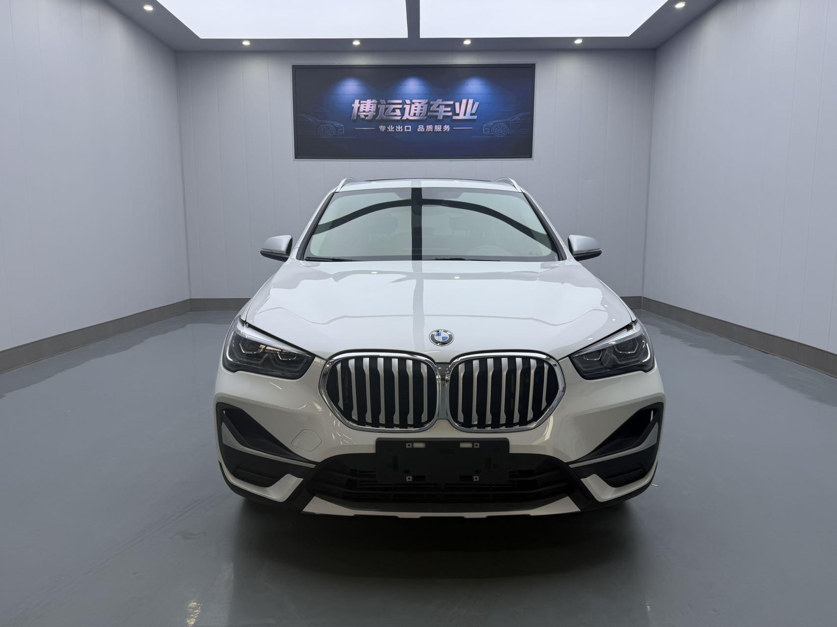 BMW X1 2022 thumb 12