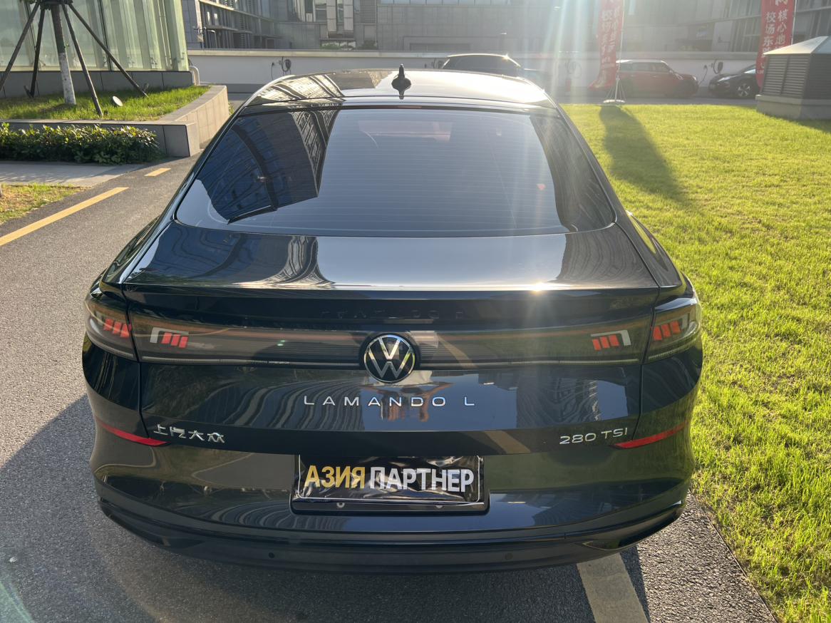 Volkswagen Lamando 2023 thumb 2