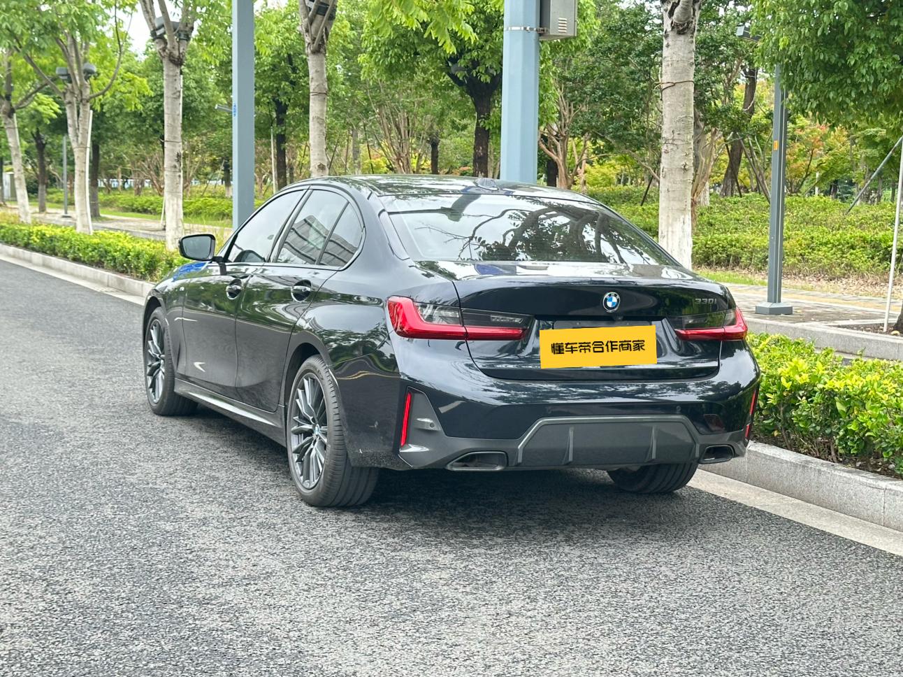 BMW 3 серии 2023 thumb 2