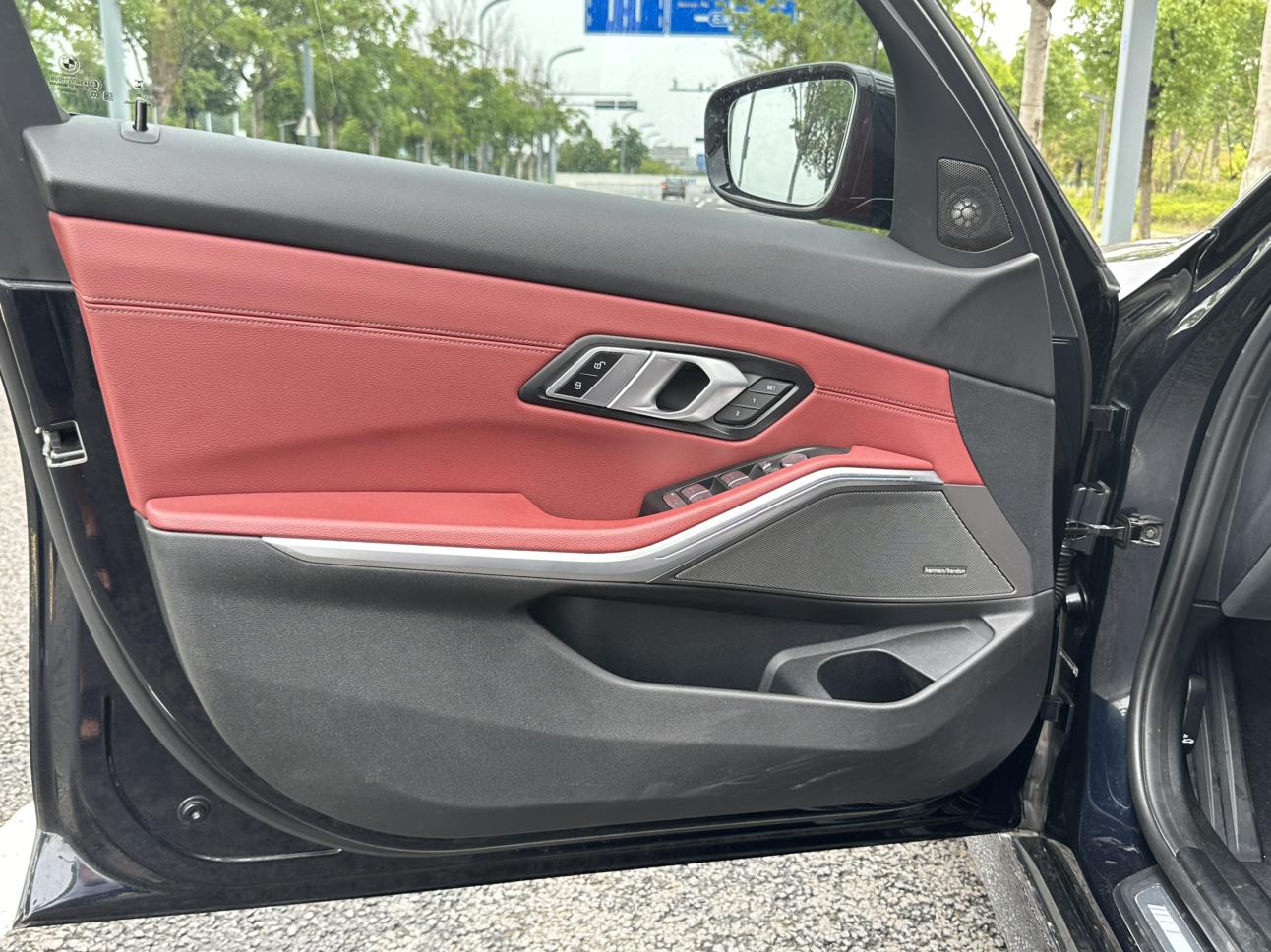 BMW 3 серии 2023 thumb 6