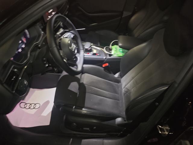 Audi A4 2020 thumb 5
