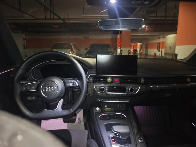 Audi A4 2020 thumb 8
