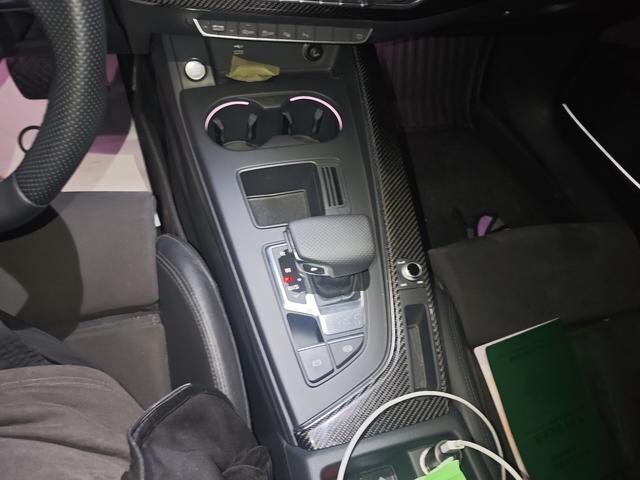 Audi A4 2020 thumb 12
