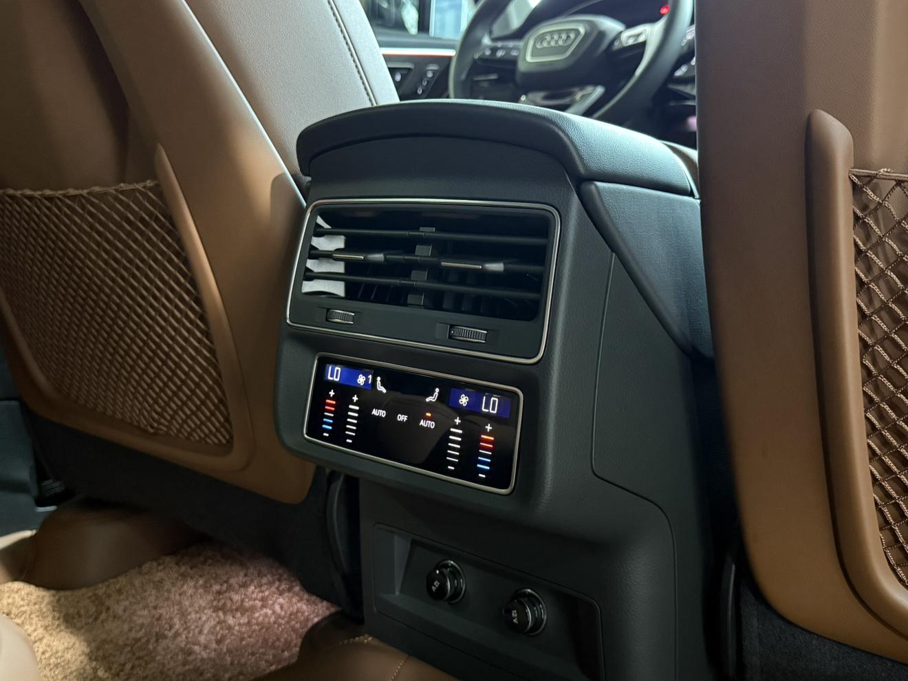 Audi Q7 2025 thumb 8