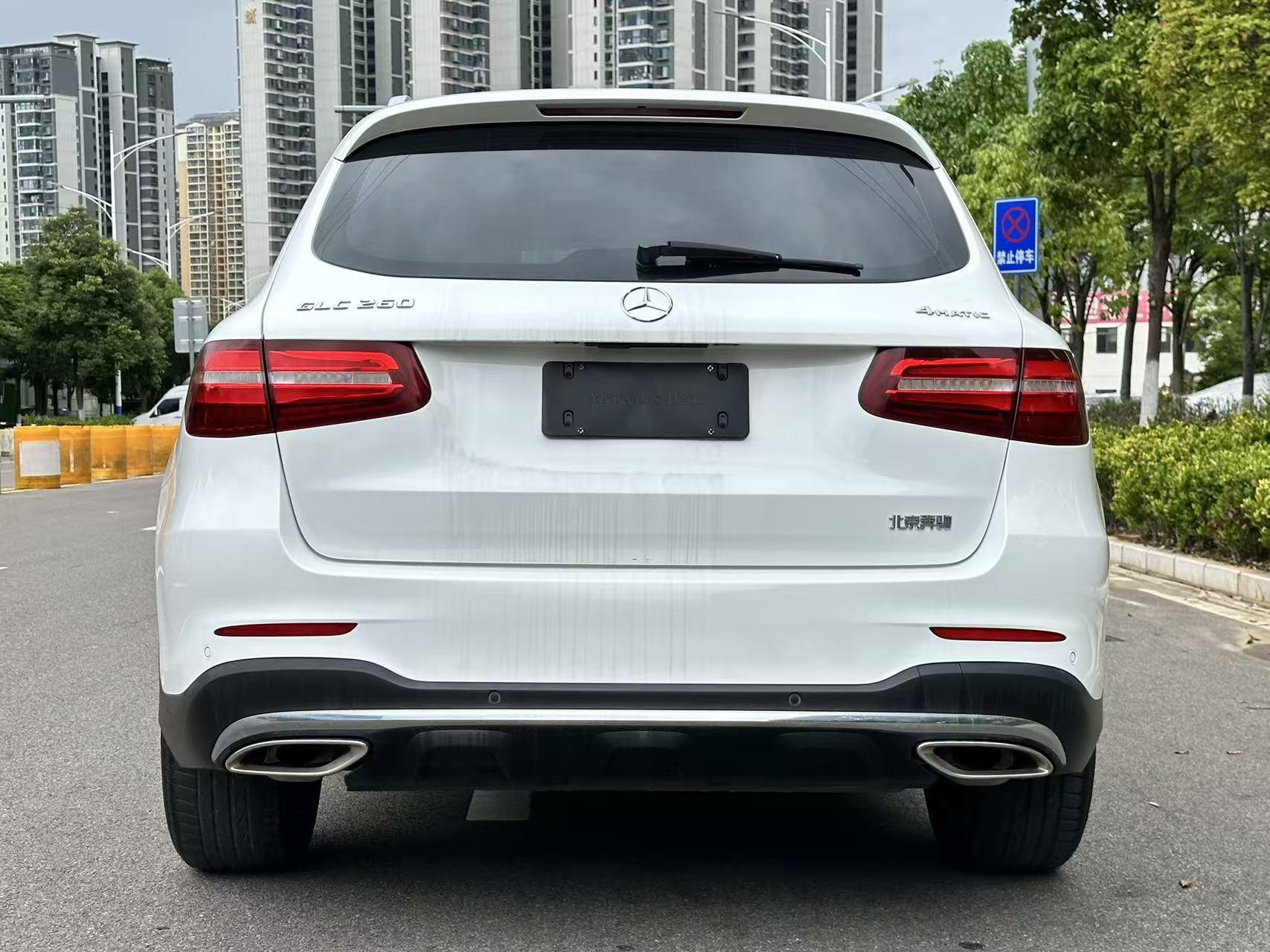 Mercedes-Benz GLC 2017 thumb 3