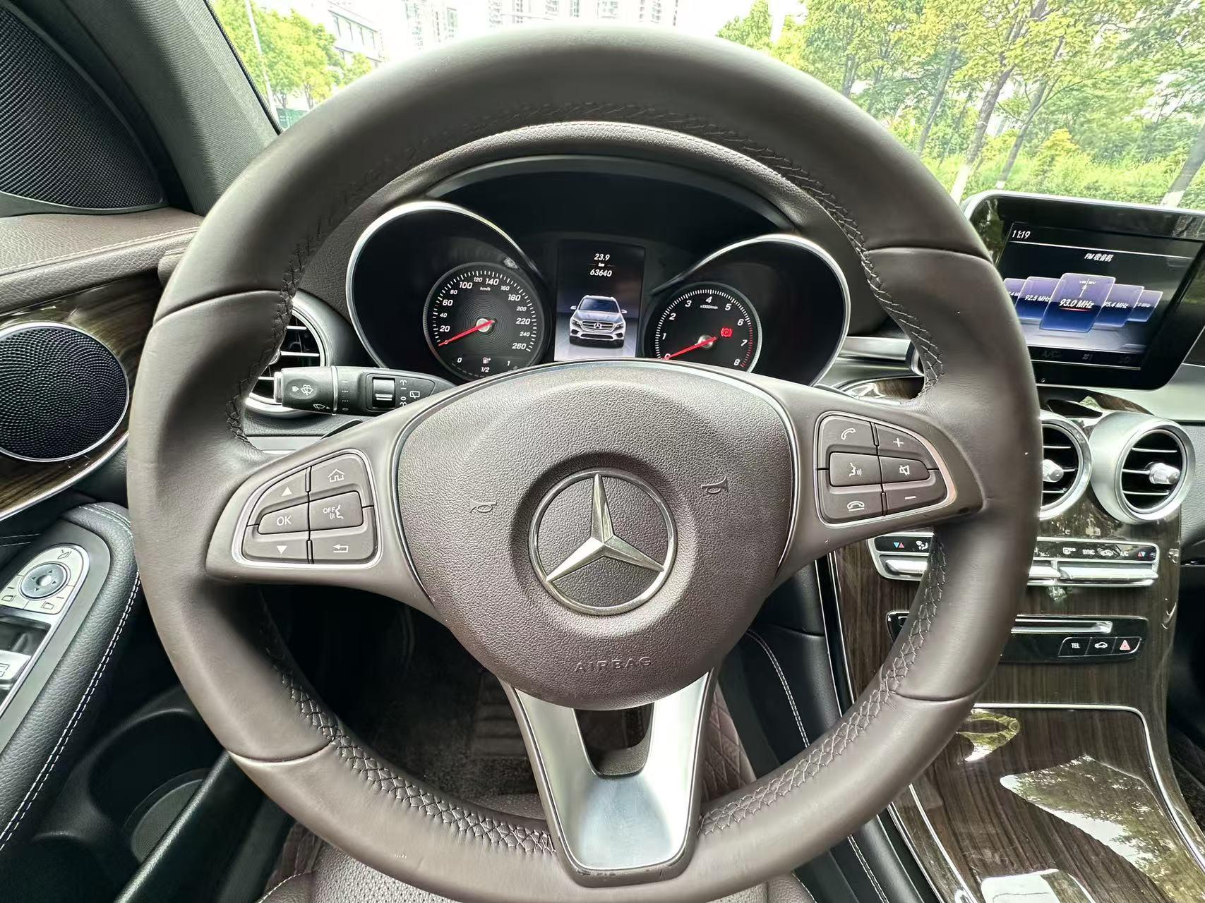 Mercedes-Benz GLC 2017 thumb 6