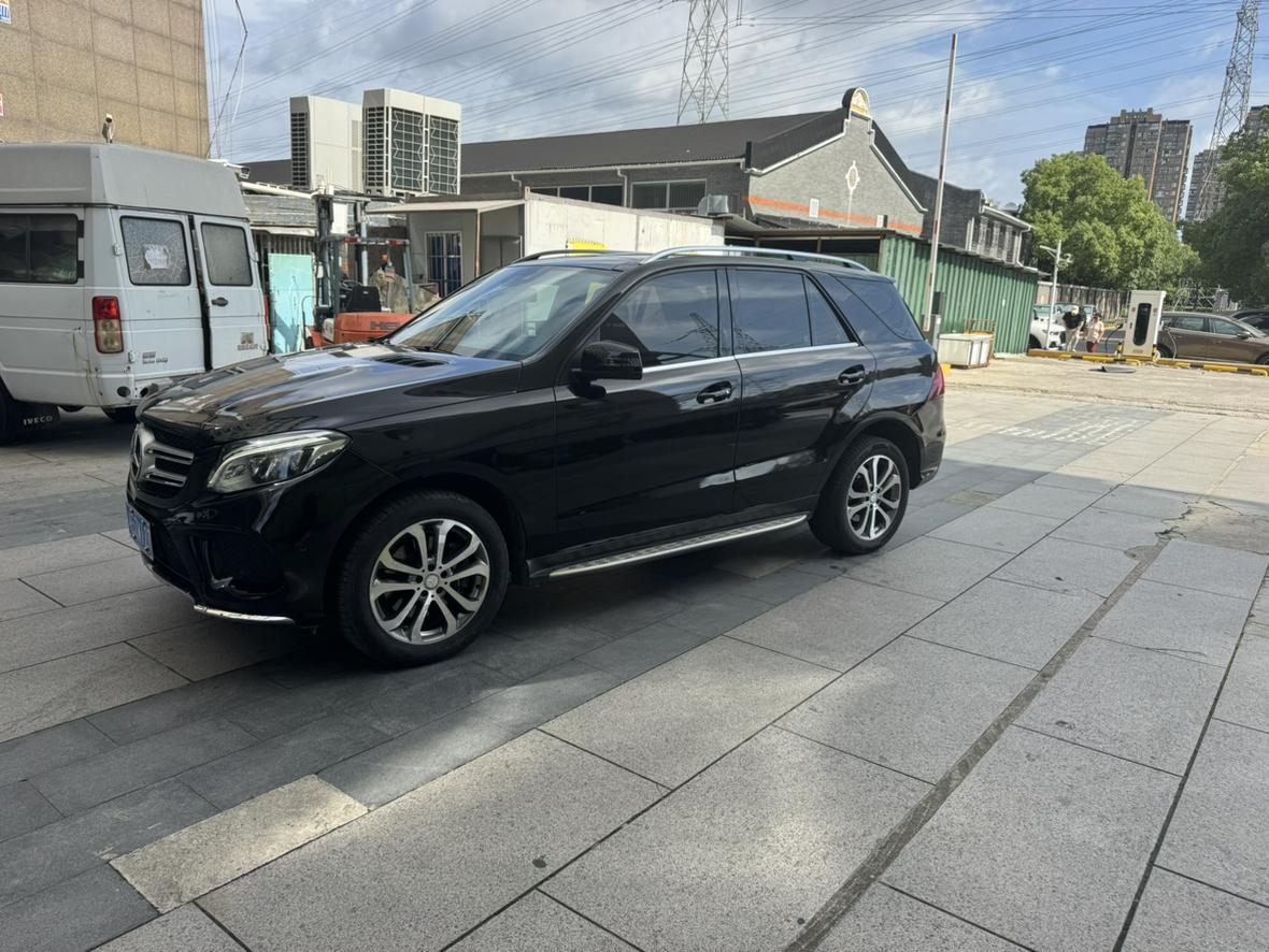 Mercedes-Benz GLE 2015 thumb 5