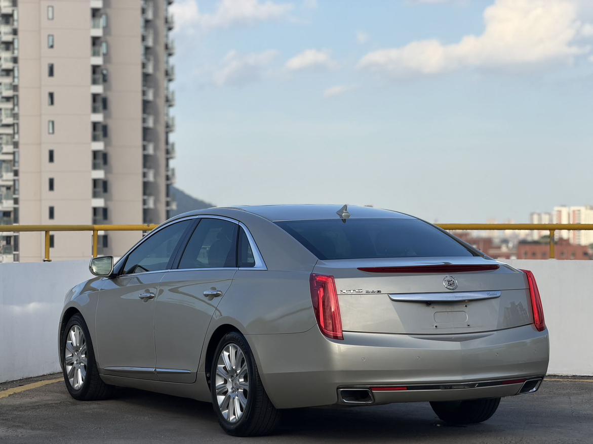 Cadillac XTS 2014 thumb 3