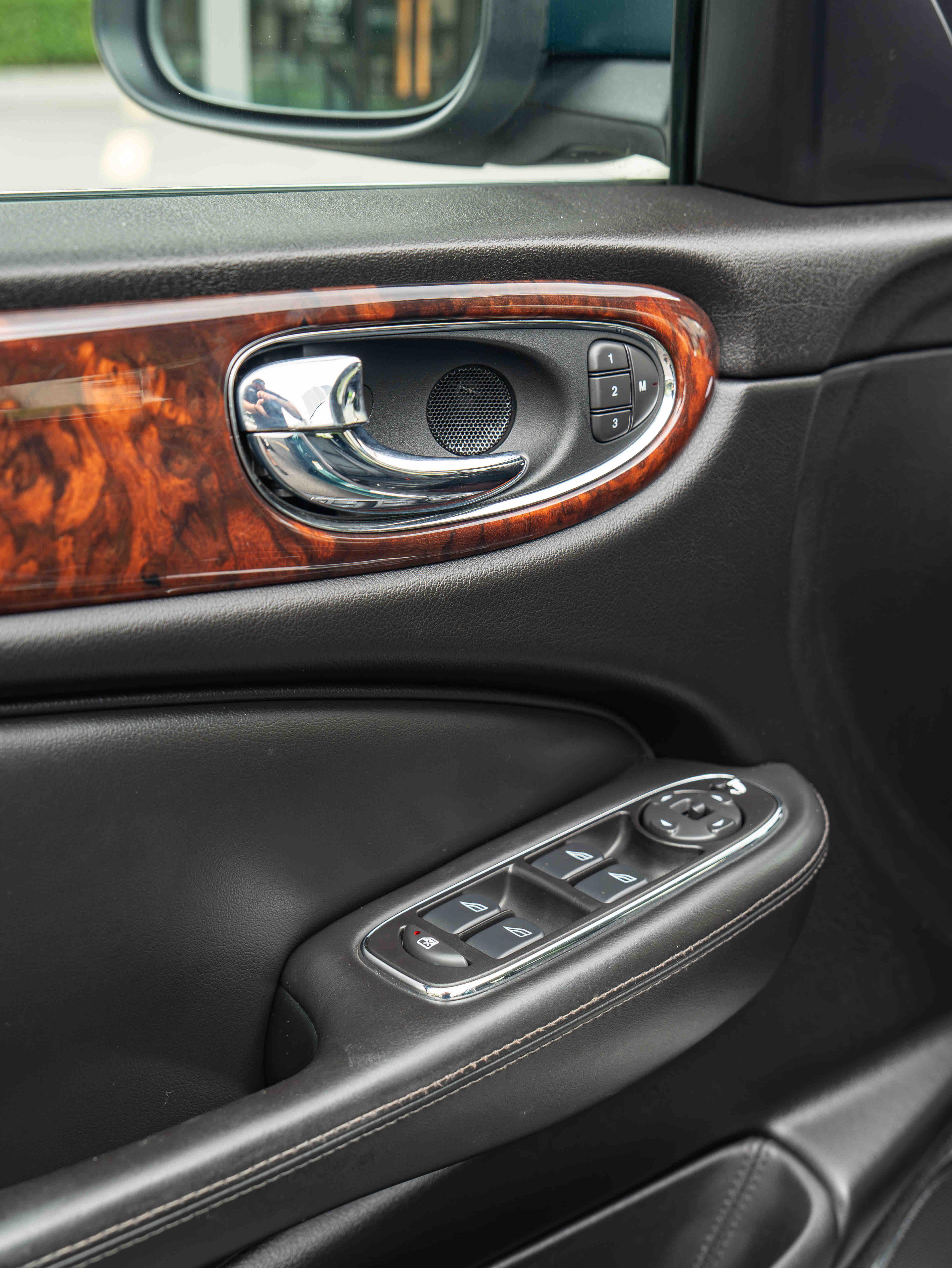 Jaguar XJ 2007 thumb 10