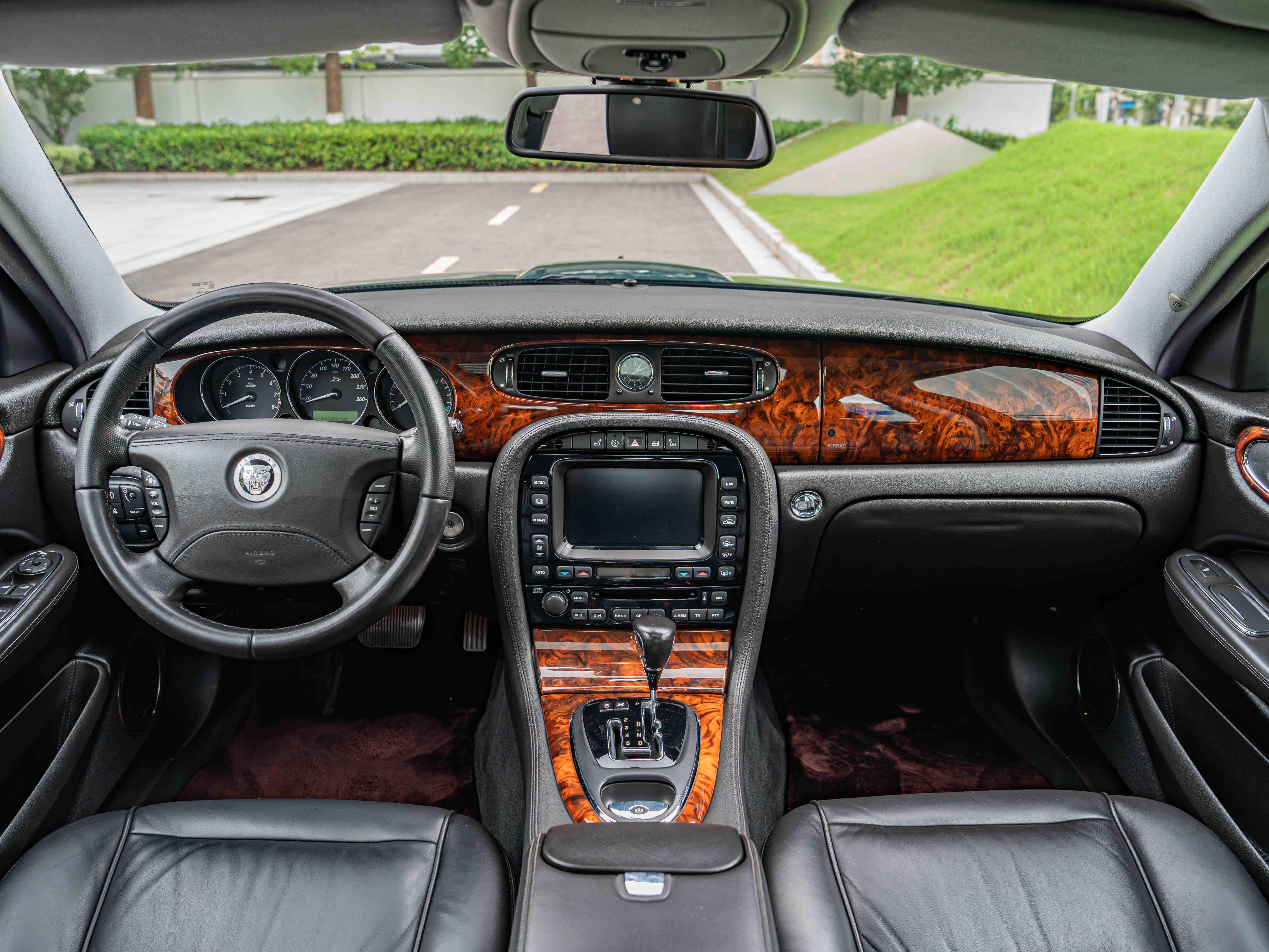 Jaguar XJ 2007 thumb 11