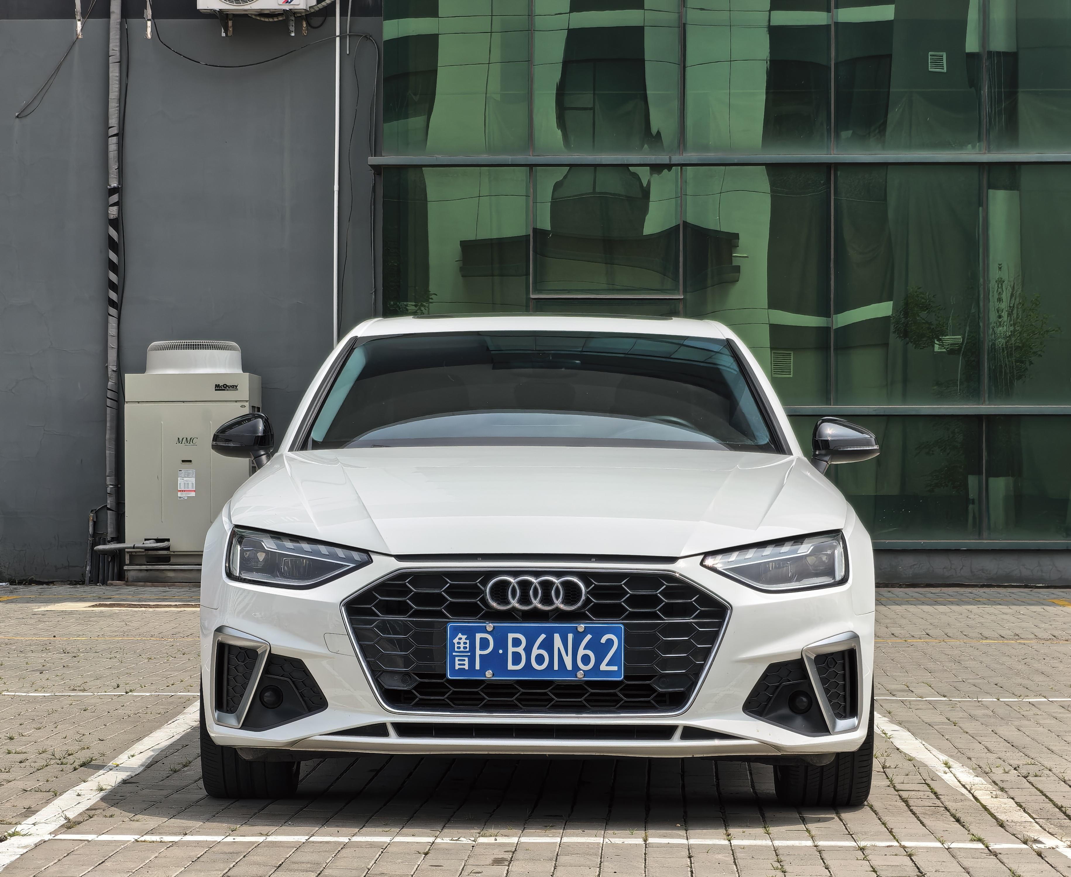 Audi A4 2020 thumb 9