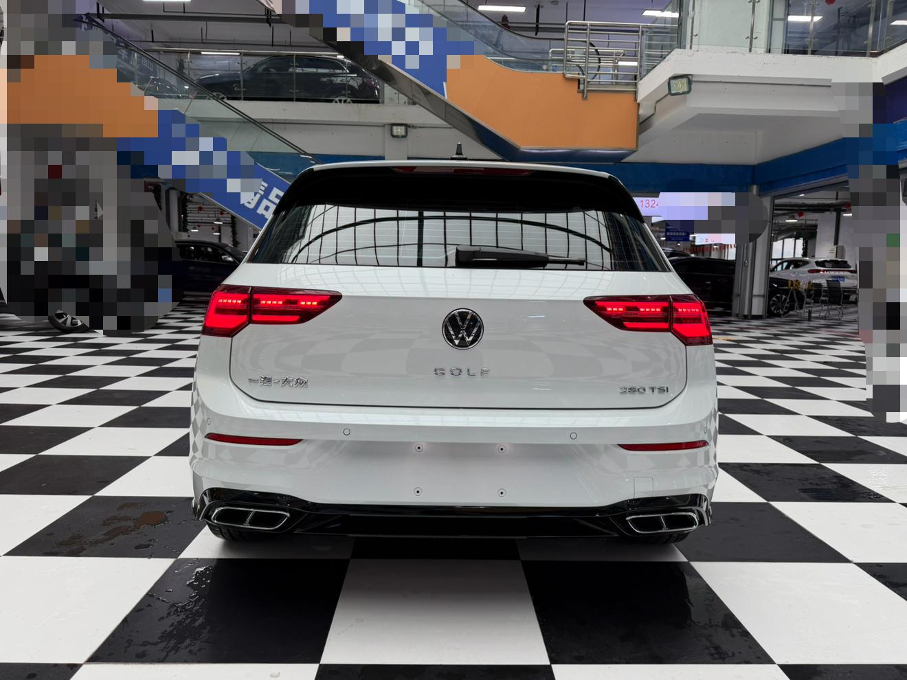 Volkswagen Golf Sportsvan 2023 thumb 4