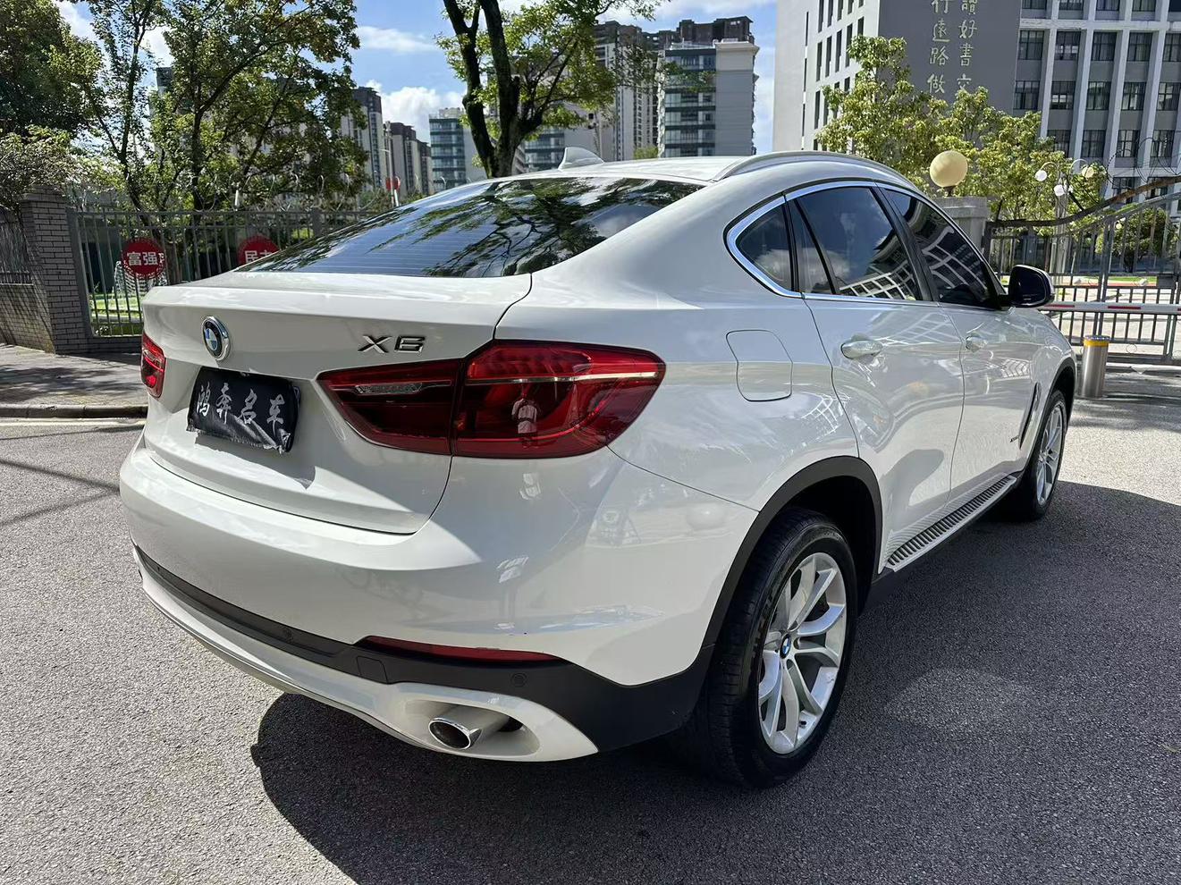BMW X6 2015 thumb 5