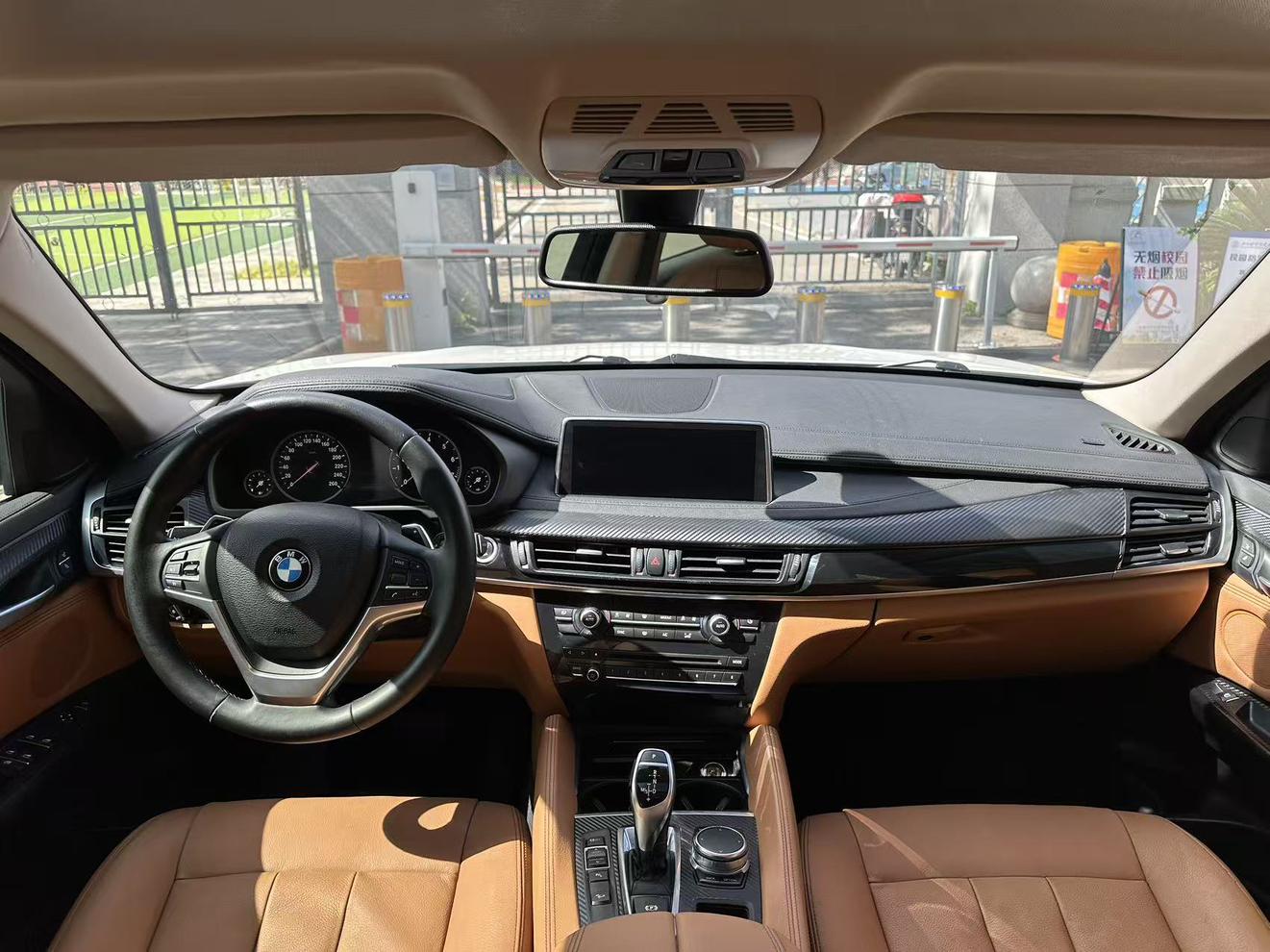 BMW X6 2015 thumb 9