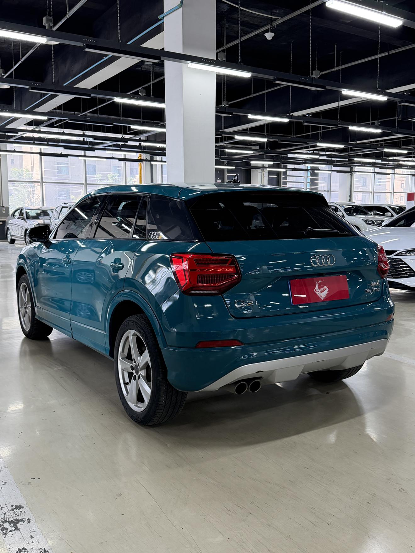Audi Q2 2018 thumb 2