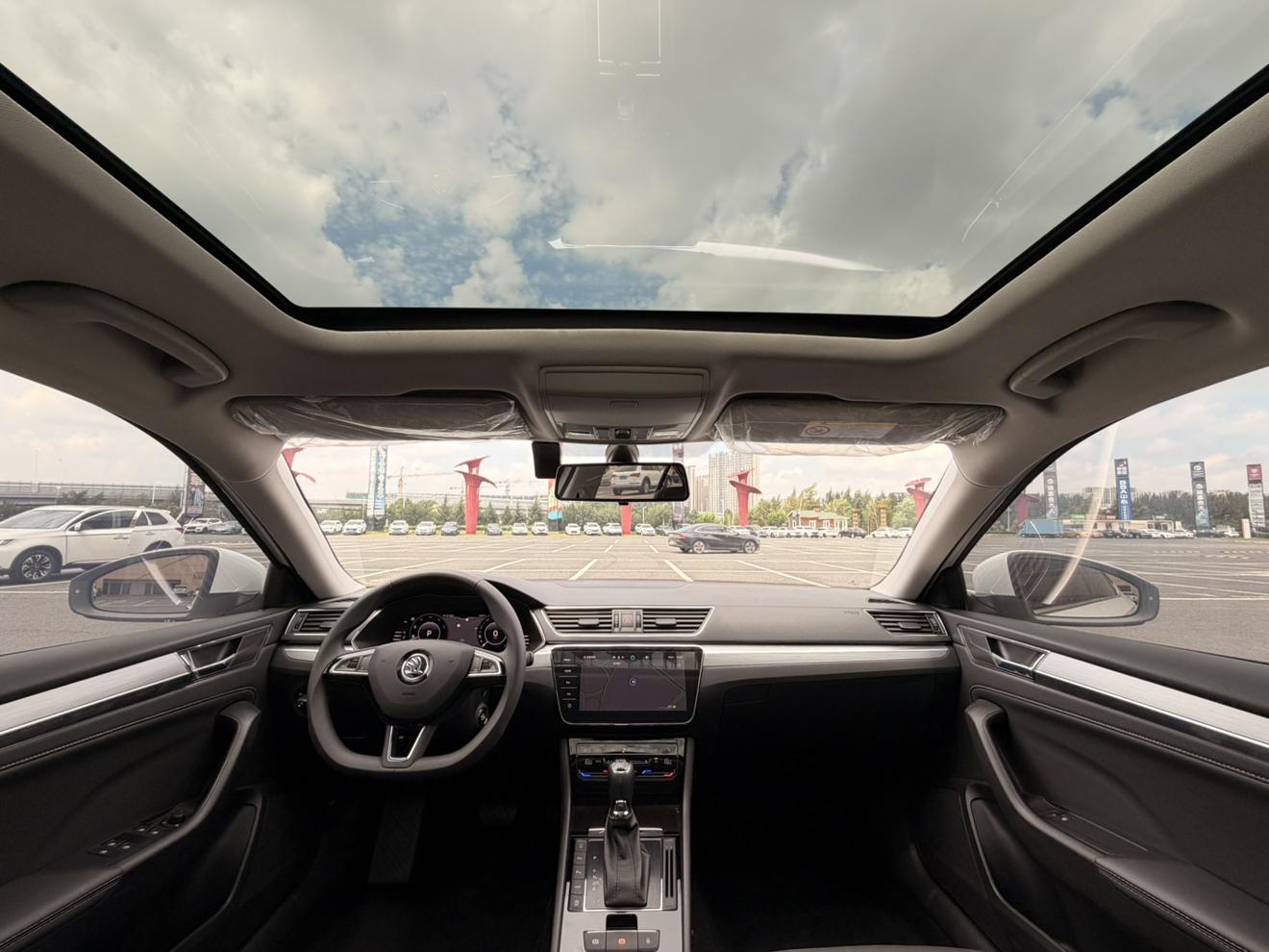 Skoda Su Pai 2024 thumb 8