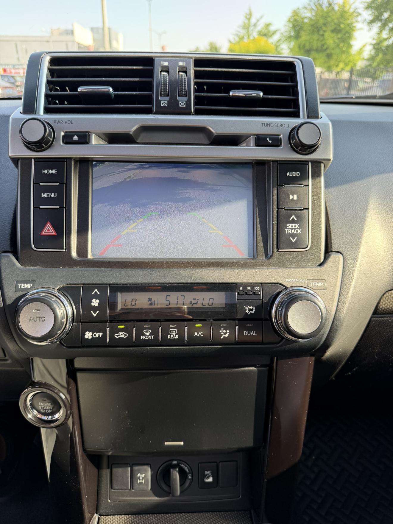 Toyota Land Cruiser Prado 2014 thumb 11