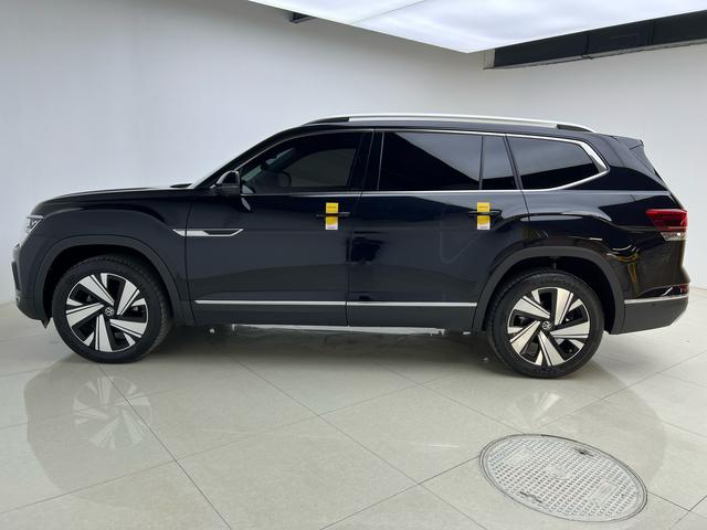 Volkswagen Teramont 2023 thumb 2