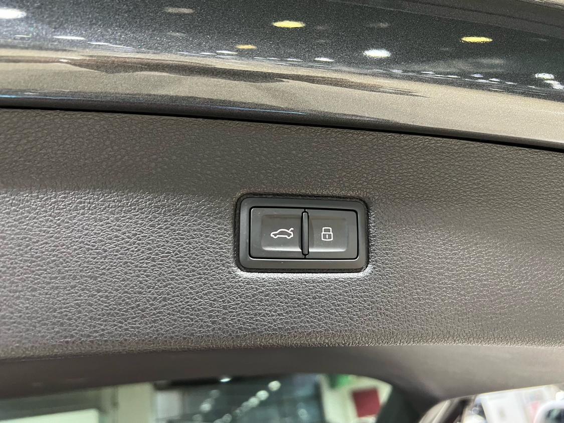 Audi SQ7 2024 thumb 12