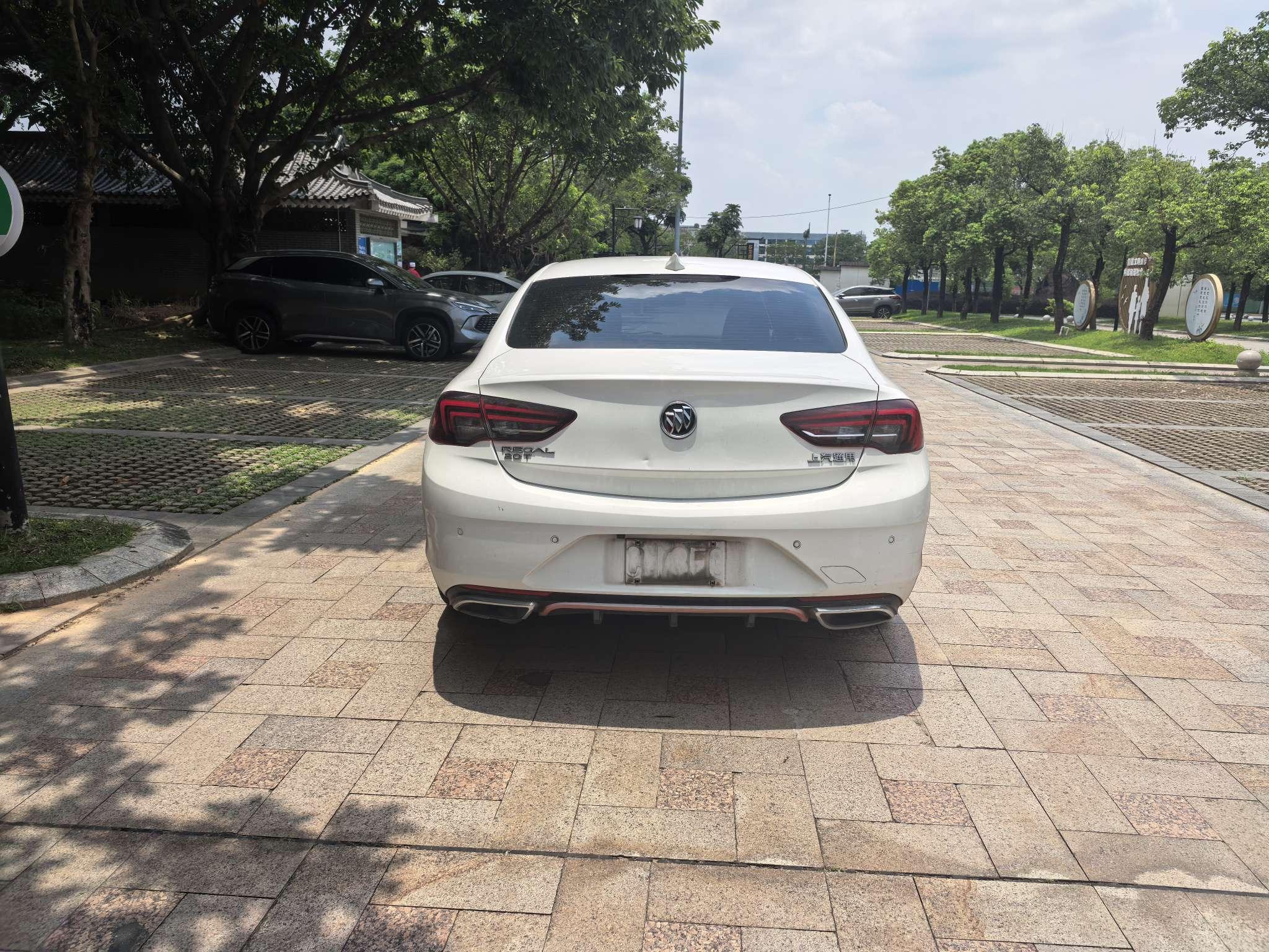 Buick Regal 2017 thumb 4