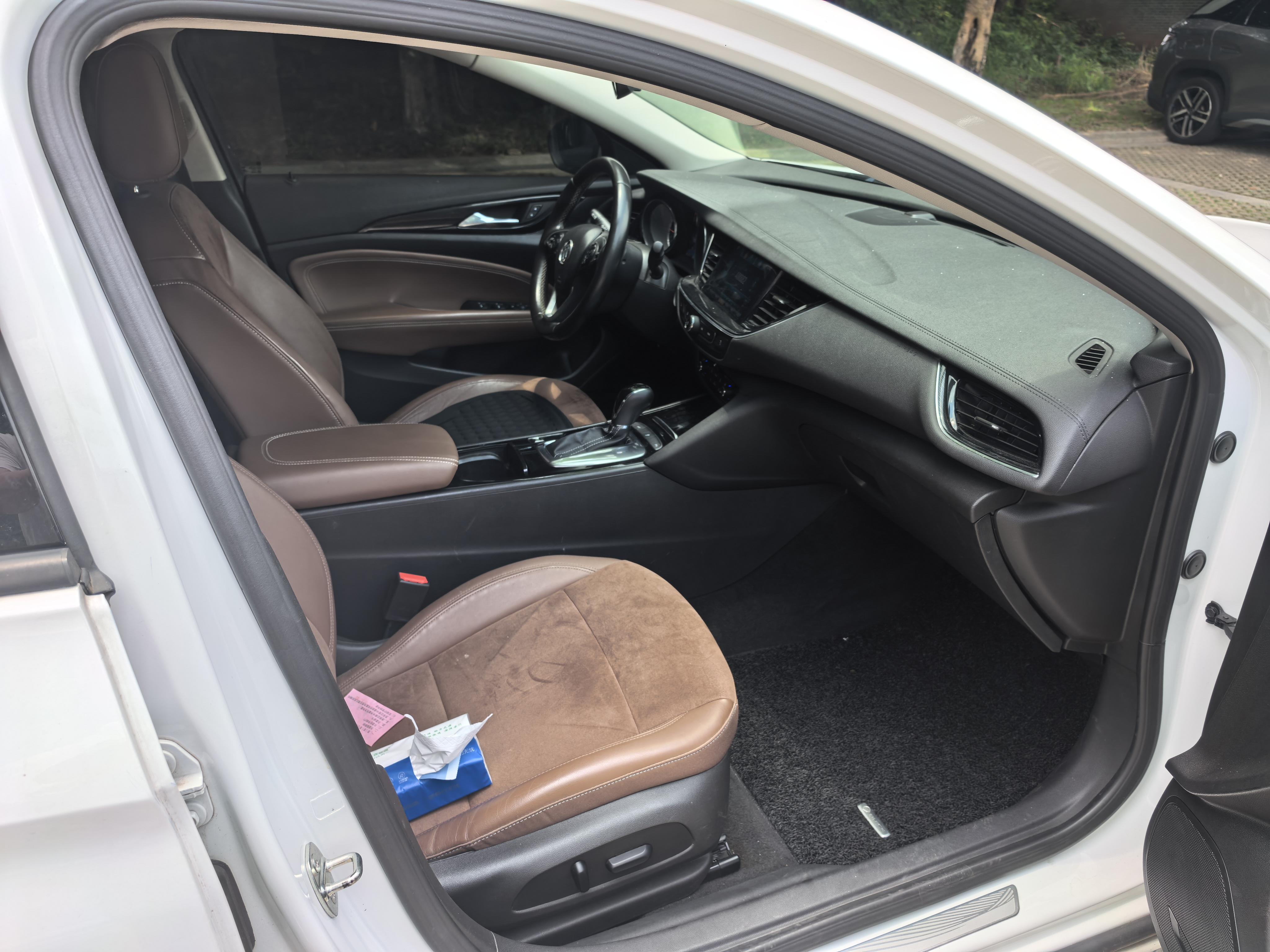 Buick Regal 2017 thumb 8