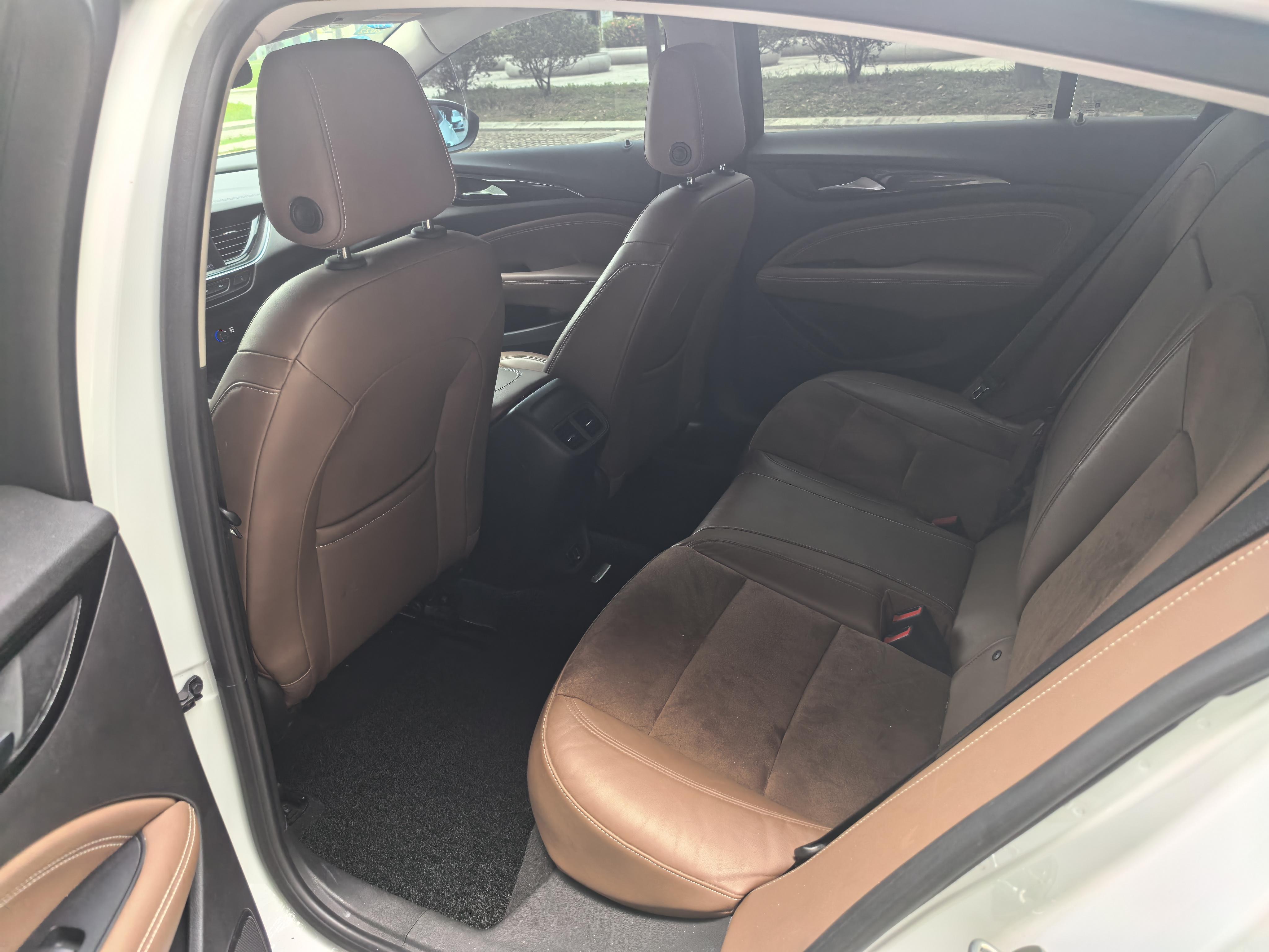 Buick Regal 2017 thumb 12