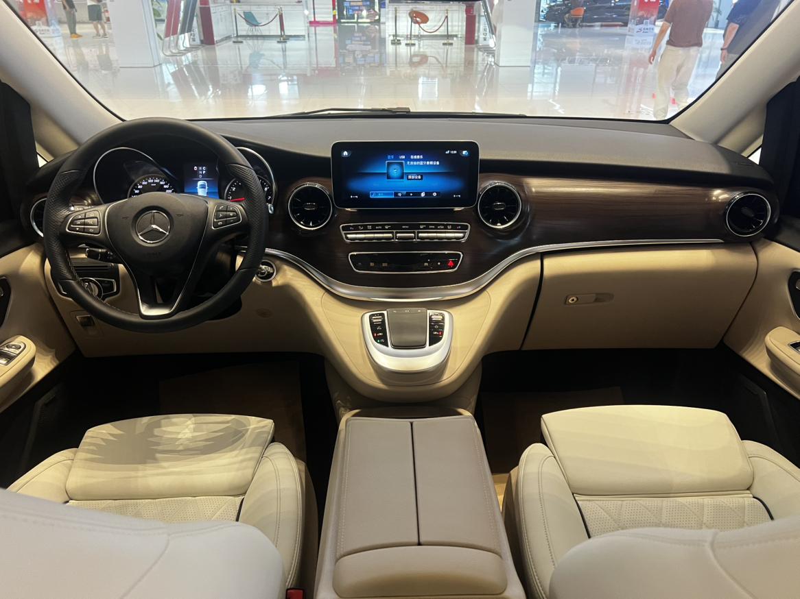 Mercedes-Benz V-Класс 2022 thumb 9