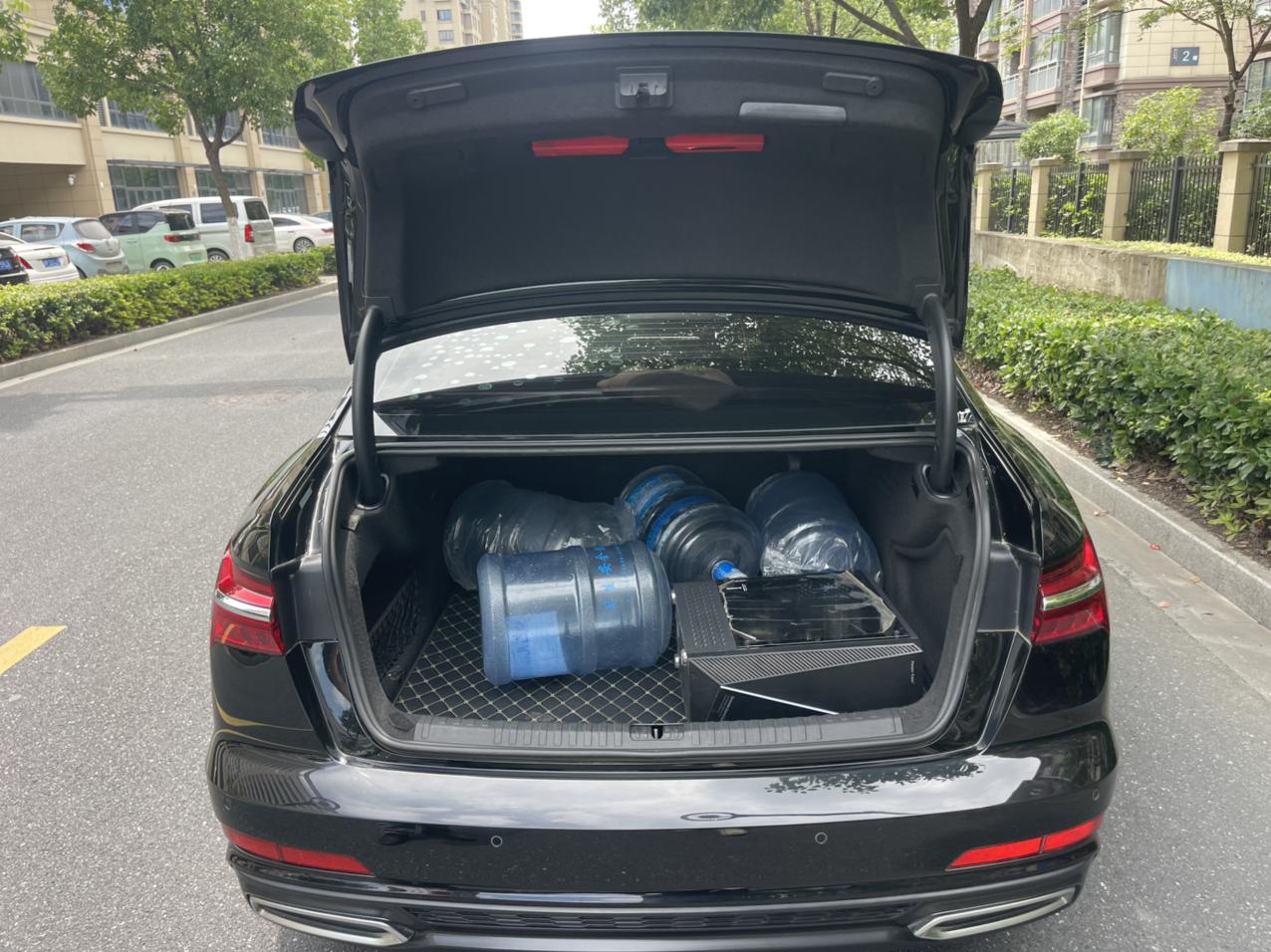 Audi A6 2019 thumb 5
