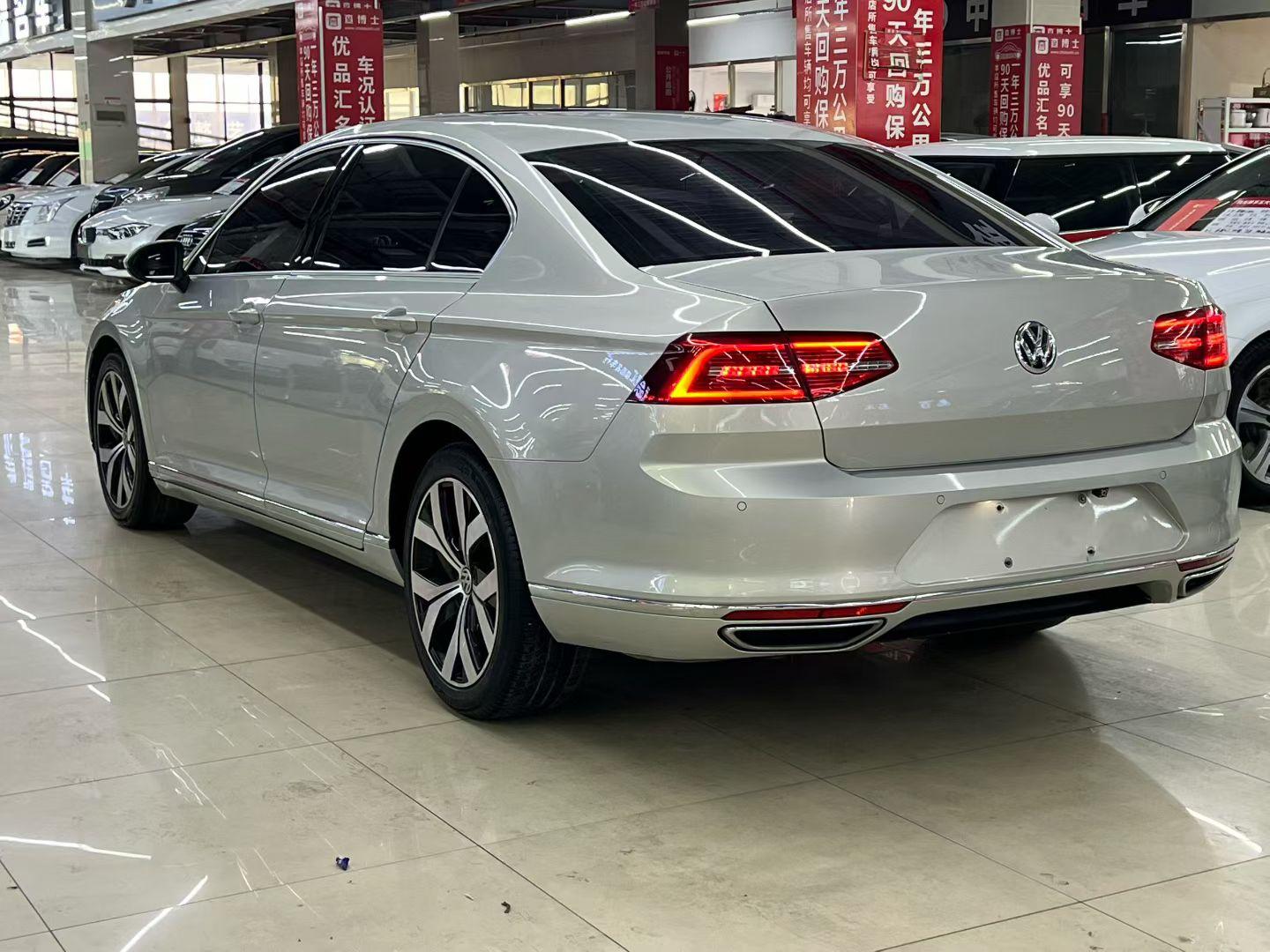 Volkswagen Magotan 2018 thumb 11