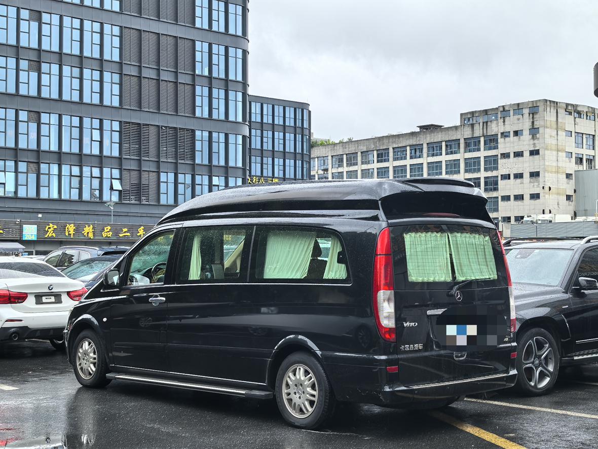 Mercedes-Benz Wei Ting 2013 thumb 2