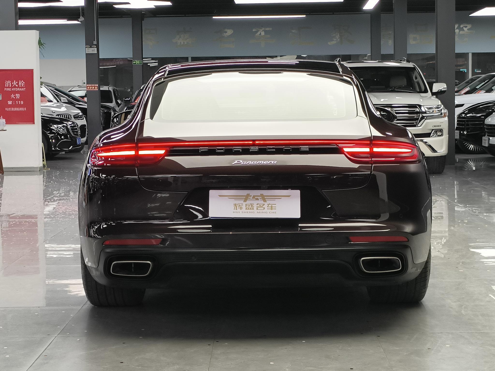 Porsche Panamera 2019 thumb 3