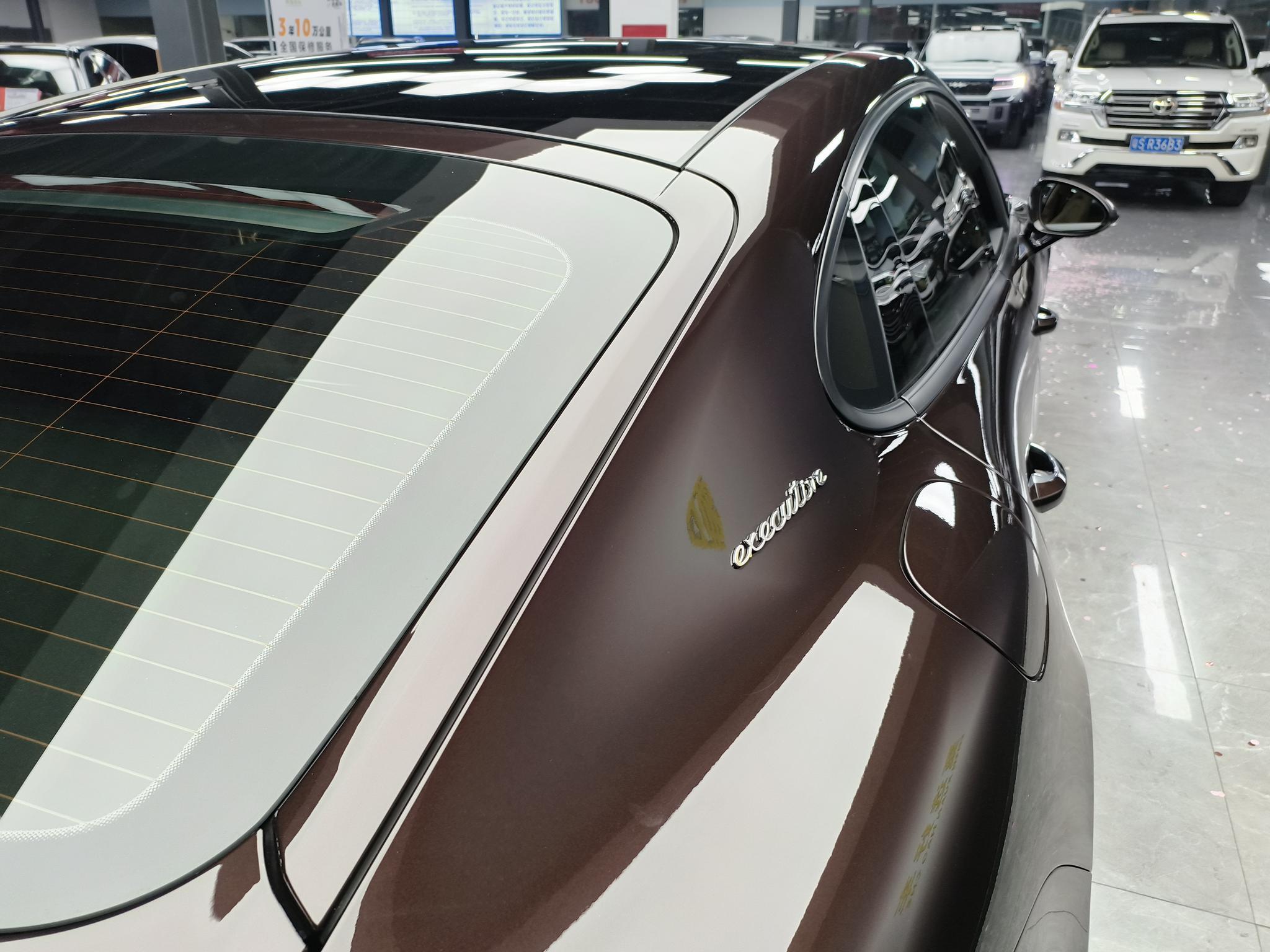Porsche Panamera 2019 thumb 4